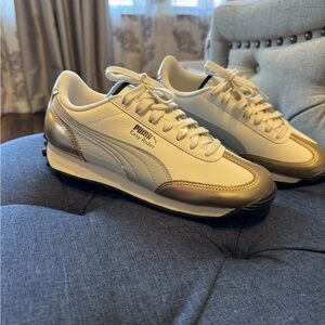 PUMA Easy Rider Women's White and Gold Sneakers